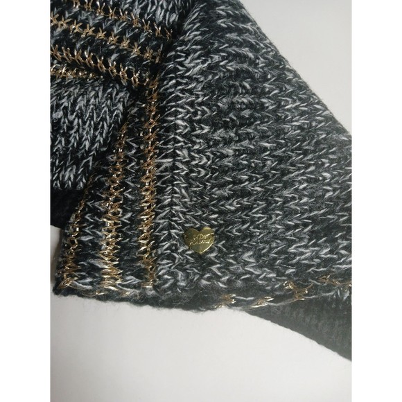 NWT Betsey Johnson chunky knit Infinity scarf - Picture 3 of 4